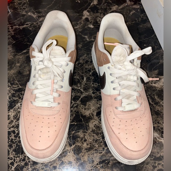 Nike Air Force 1 Low ‘07 LV8 Neapolitan - Picture 2 of 5